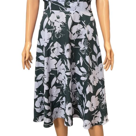 1901 Blue and Green Floral Halter Tie Back Dress Size 4 - Picture 9 of 16